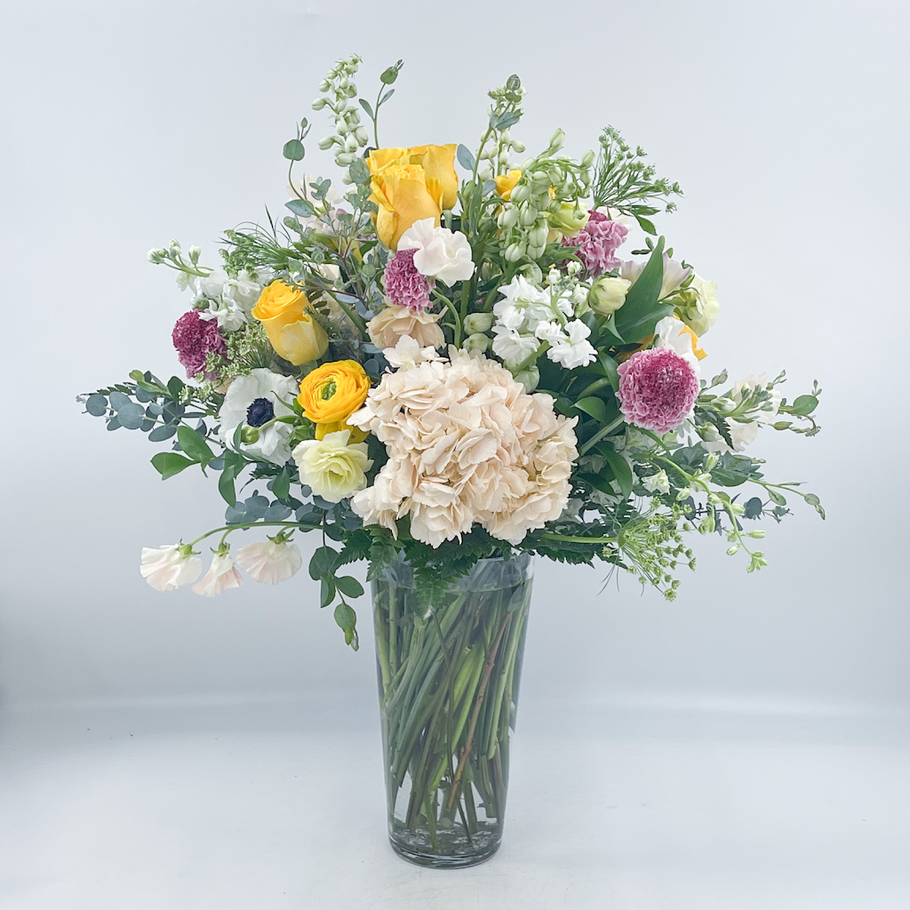 Fine Flowers | 549 NJ-35 Suite 2, Red Bank, NJ 07701 | Phone: (732) 842-3933