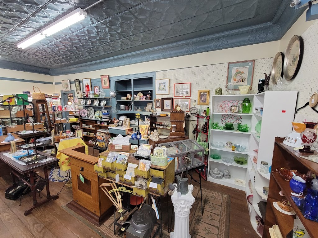 Venice Pavilion Antiques | 4299 Hamilton Cleves Rd, Fairfield, OH 45014, USA | Phone: (513) 738-8180