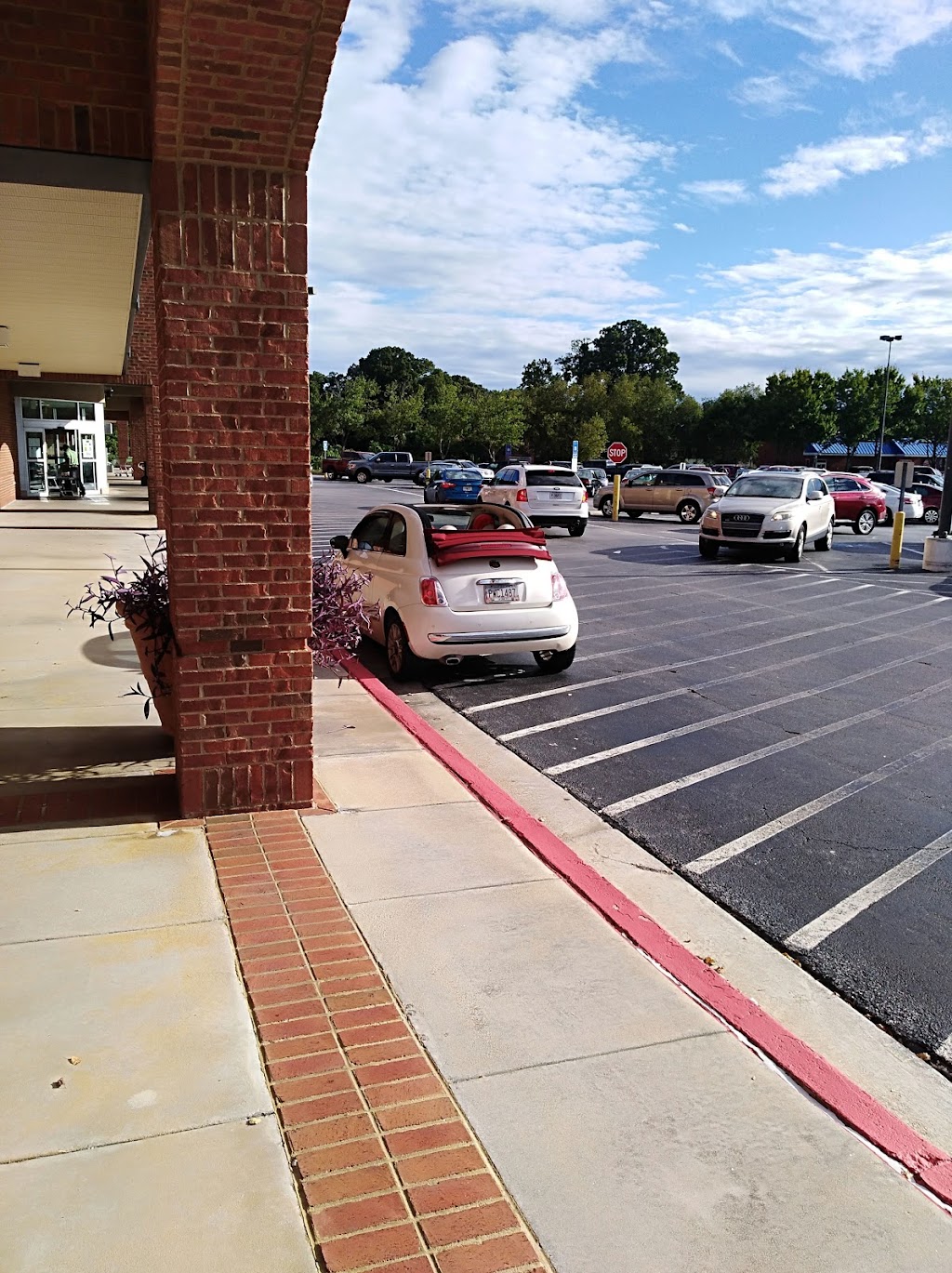 Centerville Shopping Center | 3550 Centerville Hwy Suite 102, Snellville, GA 30039, USA | Phone: (770) 736-3568