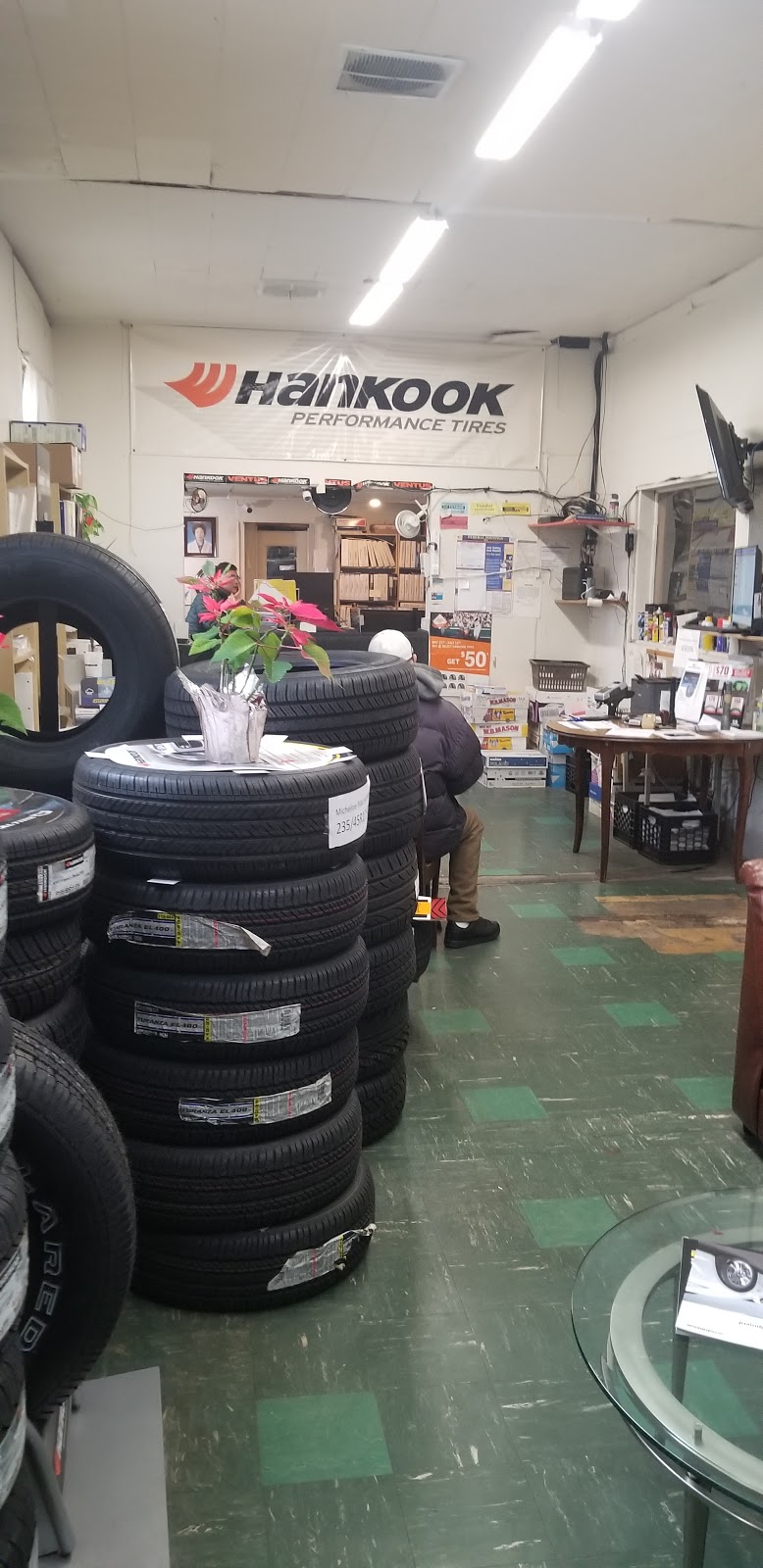 COREA TIRE DISTRIBUTOR / 코리아(한국)타이어총판 | 165 Marion St, Paterson, NJ 07522, USA | Phone: (973) 595-1811