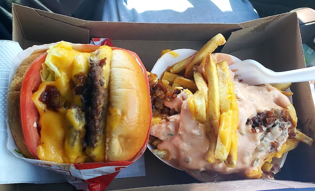 In-N-Out Burger | 5916 Quebec St, Fort Worth, TX 76135, USA | Phone: (800) 786-1000