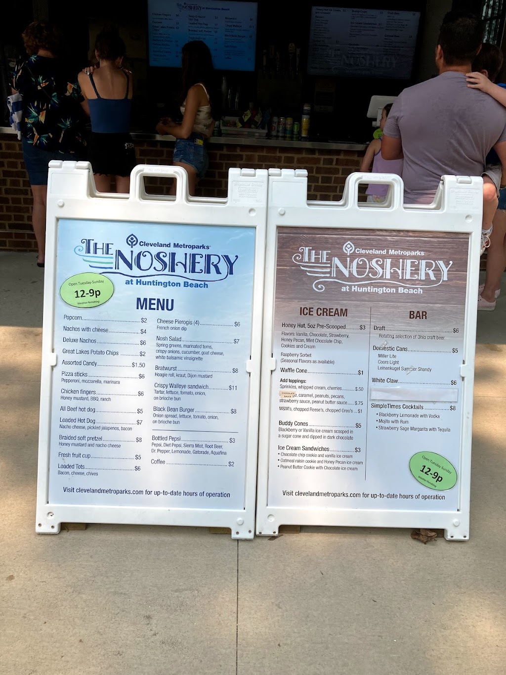 The Noshery | 28296-28490 Lake Rd, Bay Village, OH 44140, USA | Phone: (216) 954-3418