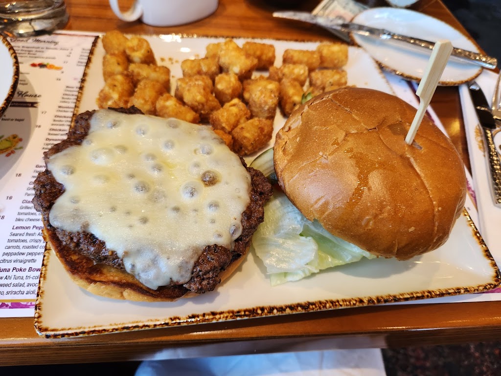 The Café | 16300 Nyemii Pass Rd, Valley Center, CA 92082, USA | Phone: (760) 291-5500