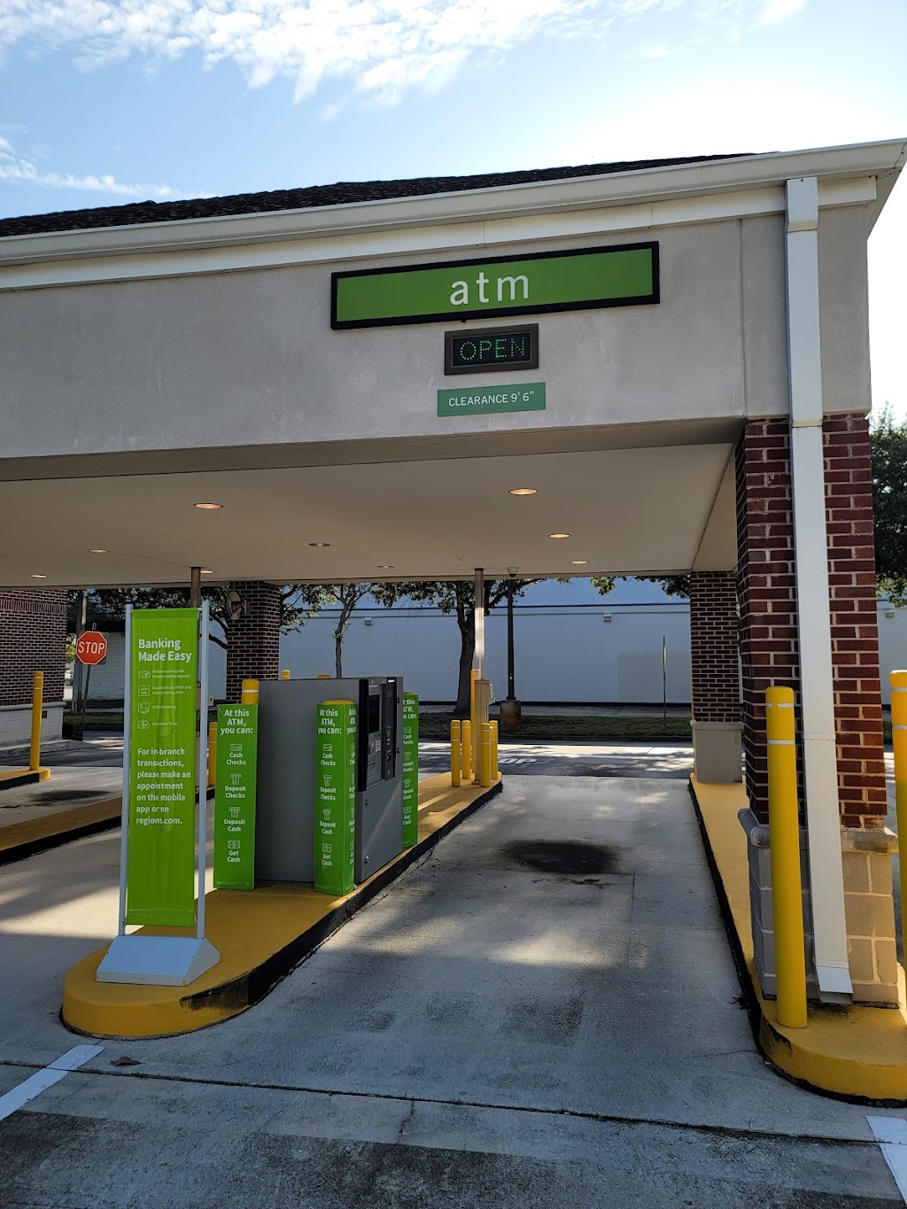 ATM (Regions Bank) | 1051 W New Haven Ave, Melbourne, FL 32904, USA | Phone: (800) 734-4667