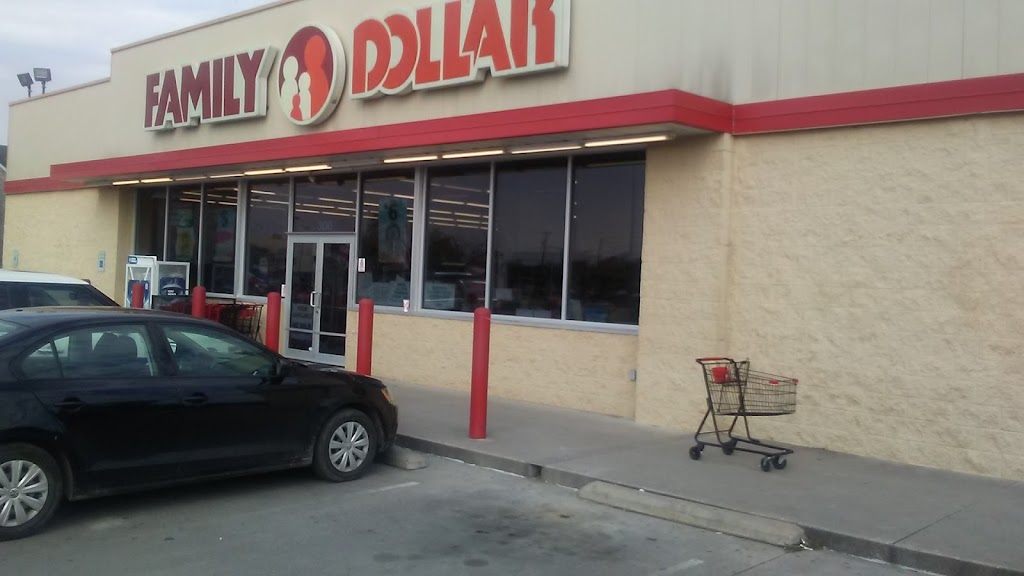 Family Dollar | 315 S San Patricio St, Sinton, TX 78387, USA | Phone: (361) 424-6043