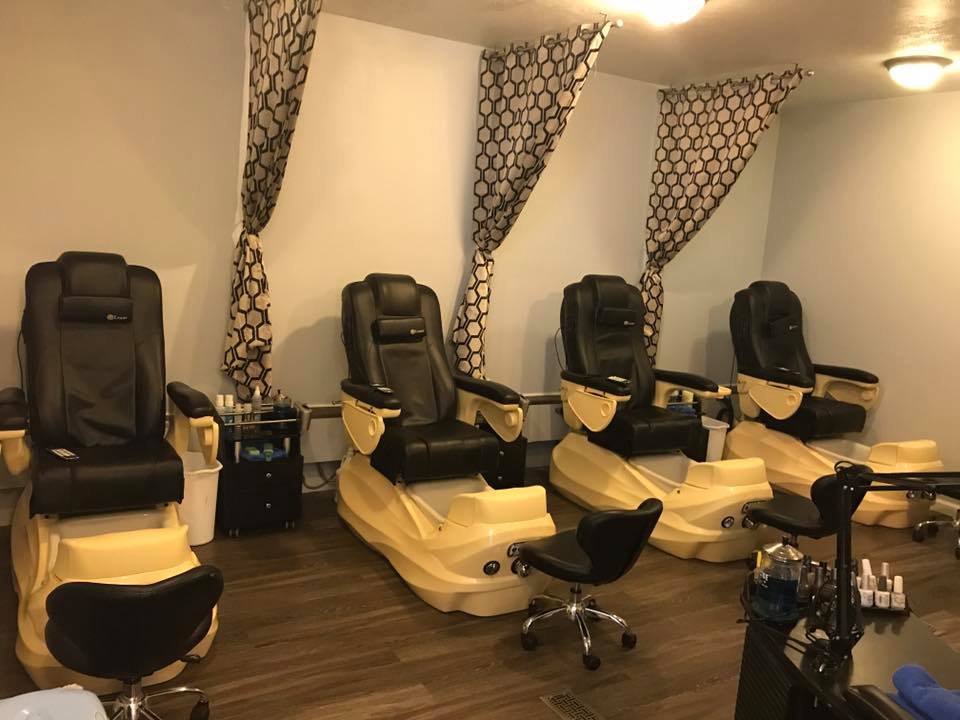 Ashleigh James Salon | 210 S Main St, Slippery Rock, PA 16057, USA | Phone: (724) 794-2835