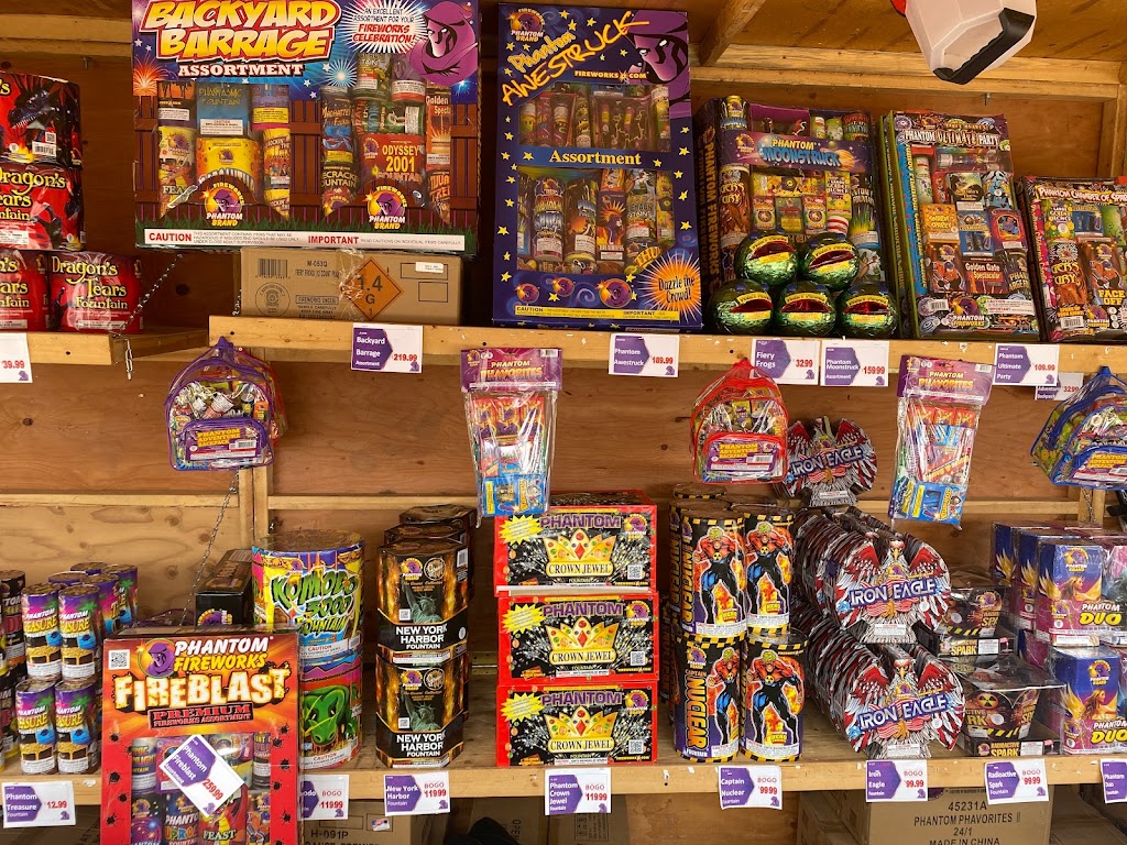 Phantom Fireworks Stand | 3547 Bradshaw Rd, Sacramento, CA 95827, USA | Phone: (916) 952-5413