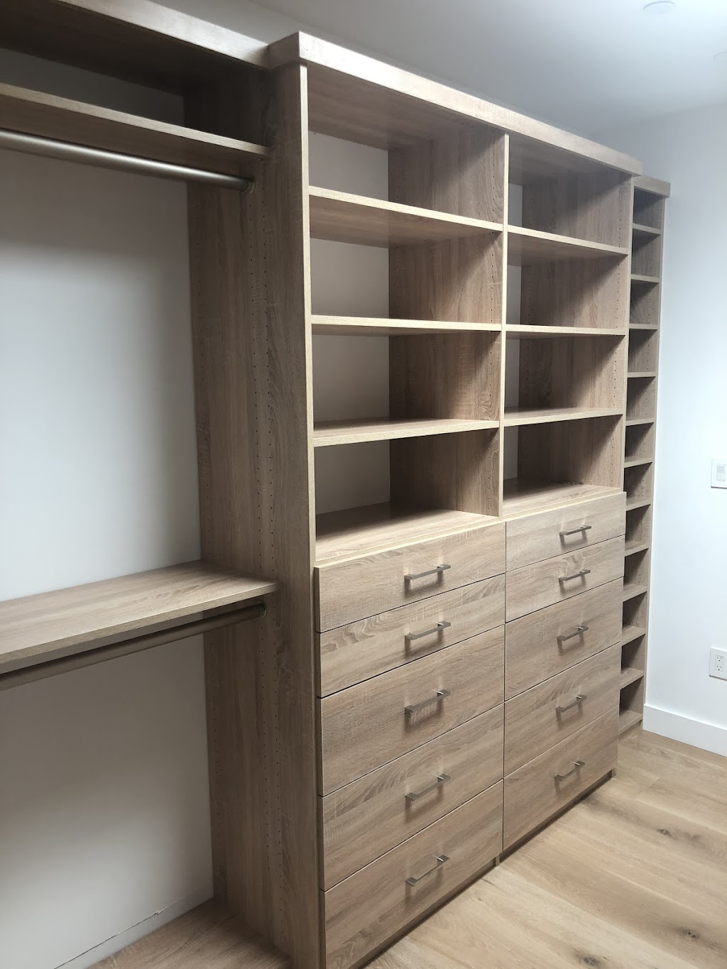 Modern Closet Spaces | 1320 W El Segundo Blvd suite e, Gardena, CA 90247 | Phone: (424) 329-0092