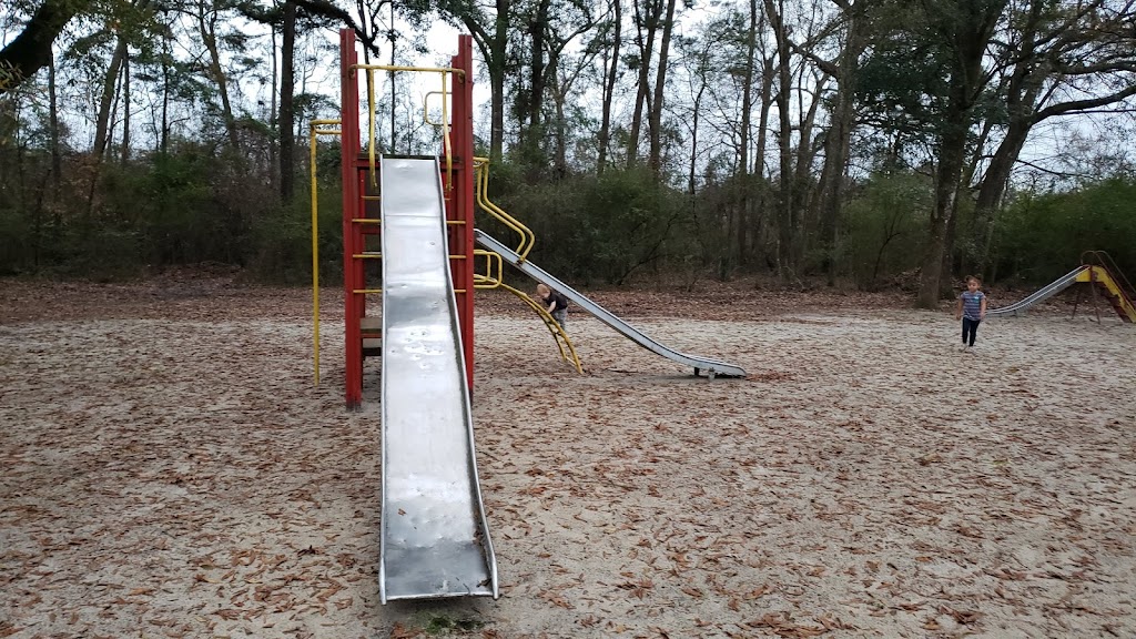 Droze Road Park | 7700 Droze Rd, Greenwell Springs, LA 70739, USA | Phone: (225) 272-9200