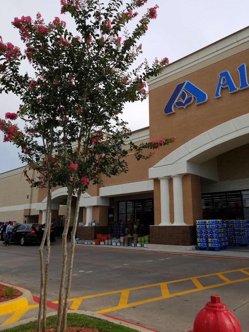 Albertsons | 1201 N Saginaw Blvd, Saginaw, TX 76179, USA | Phone: (817) 232-2777