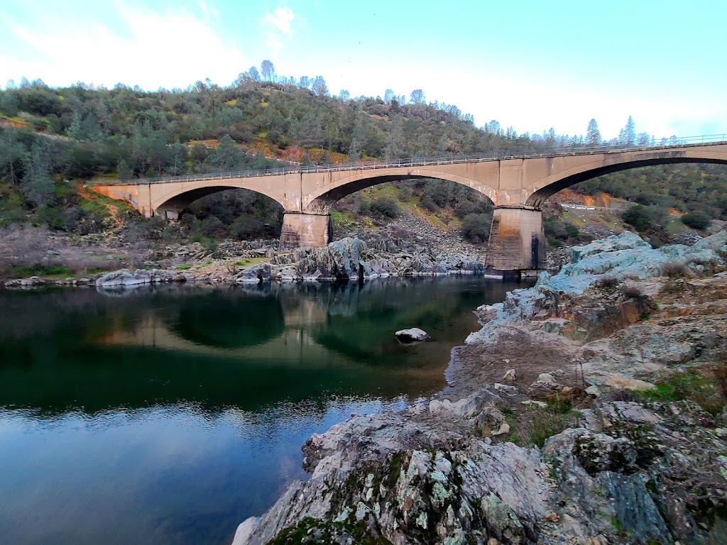 Auburn State Park Kiosk | Old Foresthill Rd, Auburn, CA 95603, USA | Phone: (530) 885-4527