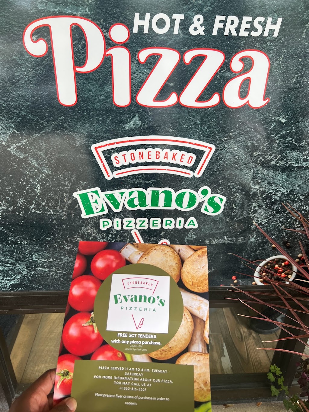 Evano’s Pizzeria | 6617 N Socrum Loop Rd, Lakeland, FL 33809, USA | Phone: (863) 816-5307