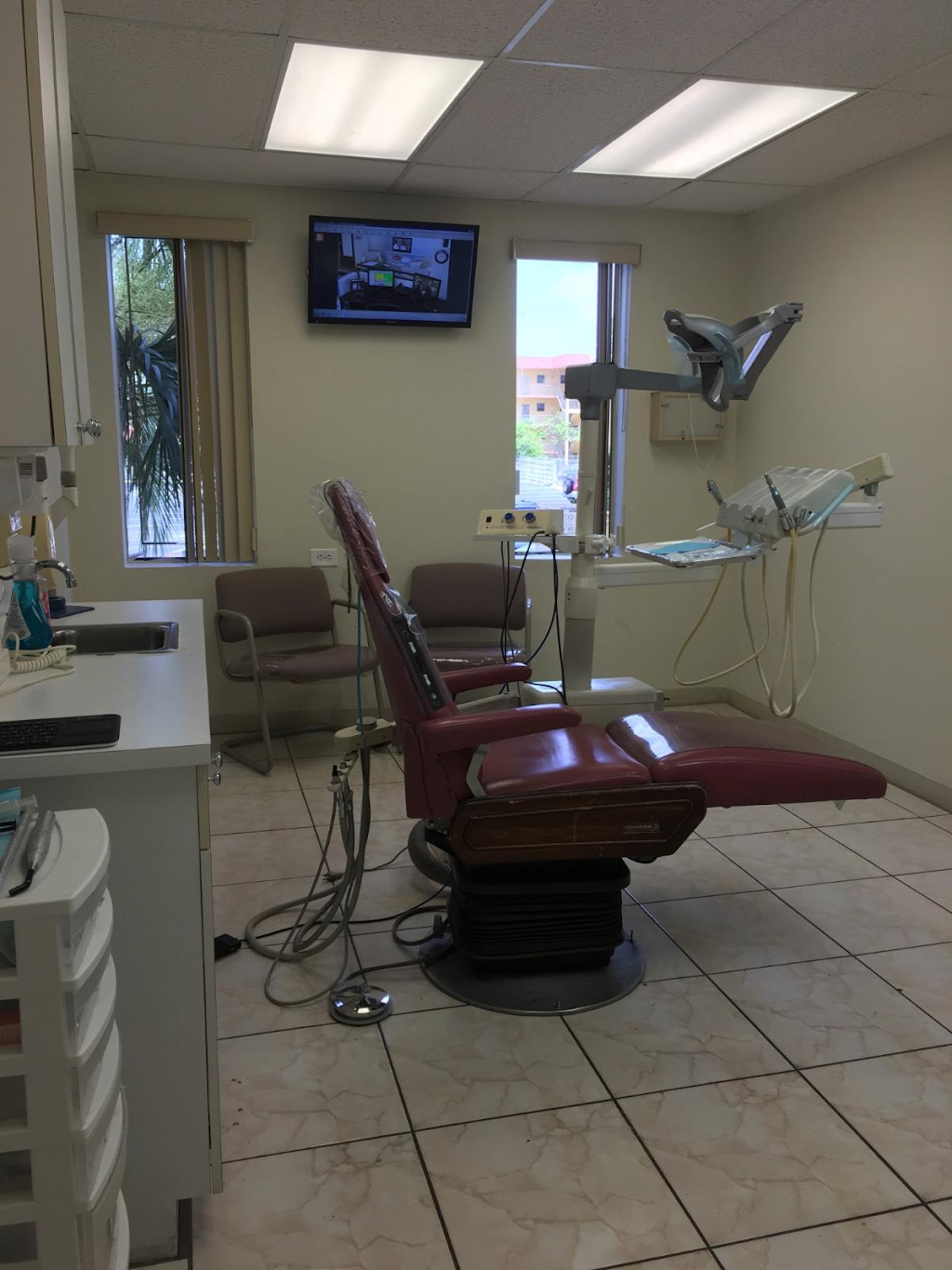 C & C Dental, Inc. Dr. Silvia Casas DDS | 951 NE 167th St #104, North Miami Beach, FL 33162, USA | Phone: (305) 493-9371