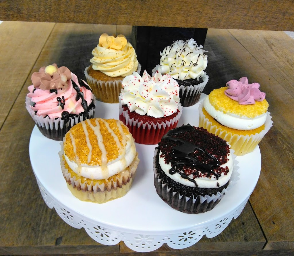 Sugardarlings Cupcakes | 11751 N Dale Mabry Hwy, Tampa, FL 33618, USA | Phone: (813) 269-2253