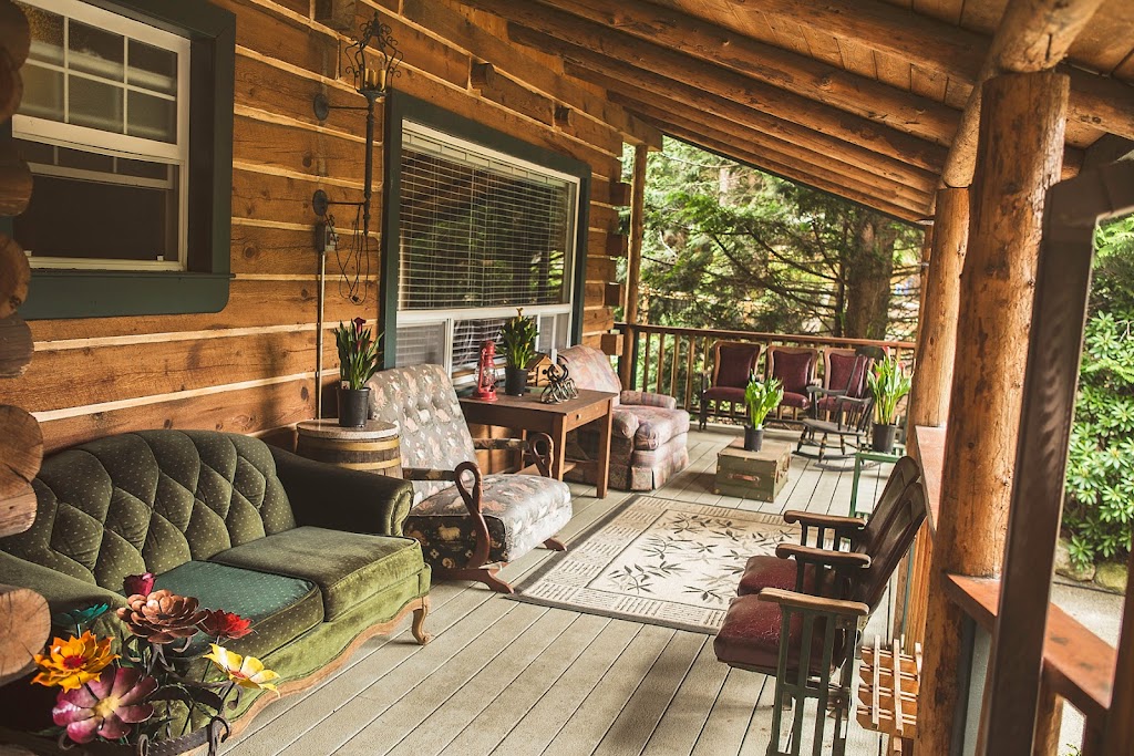 Log Cabin Retreats | 21628 195th Ave SE, Monroe, WA 98272, USA | Phone: (425) 563-3133