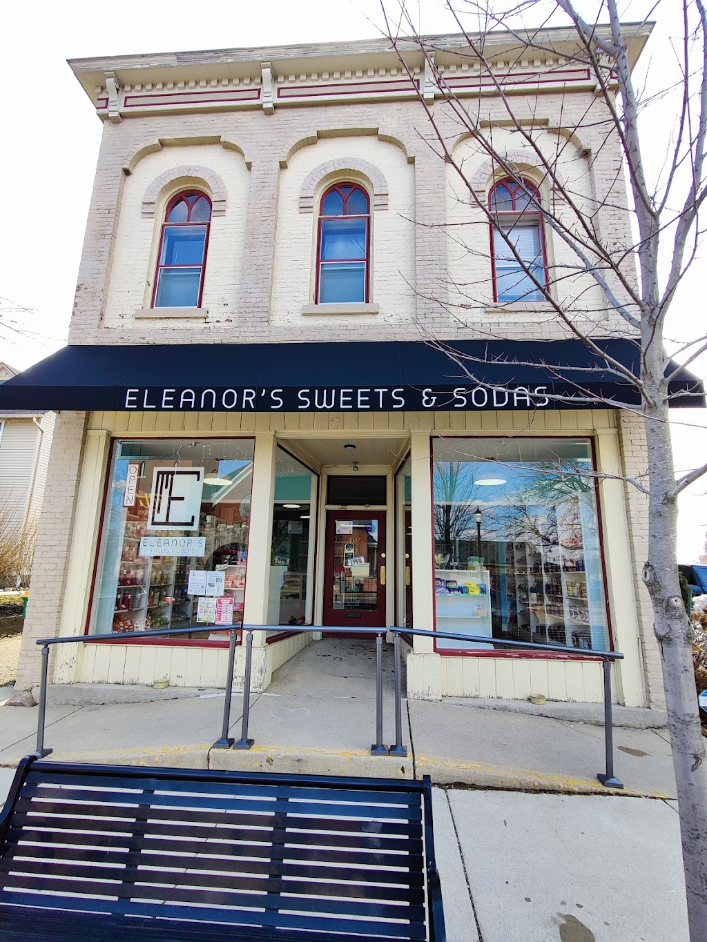 Eleanors Sweets and Sodas | 108 S Ann Arbor St, Saline, MI 48176, USA | Phone: (734) 470-6323
