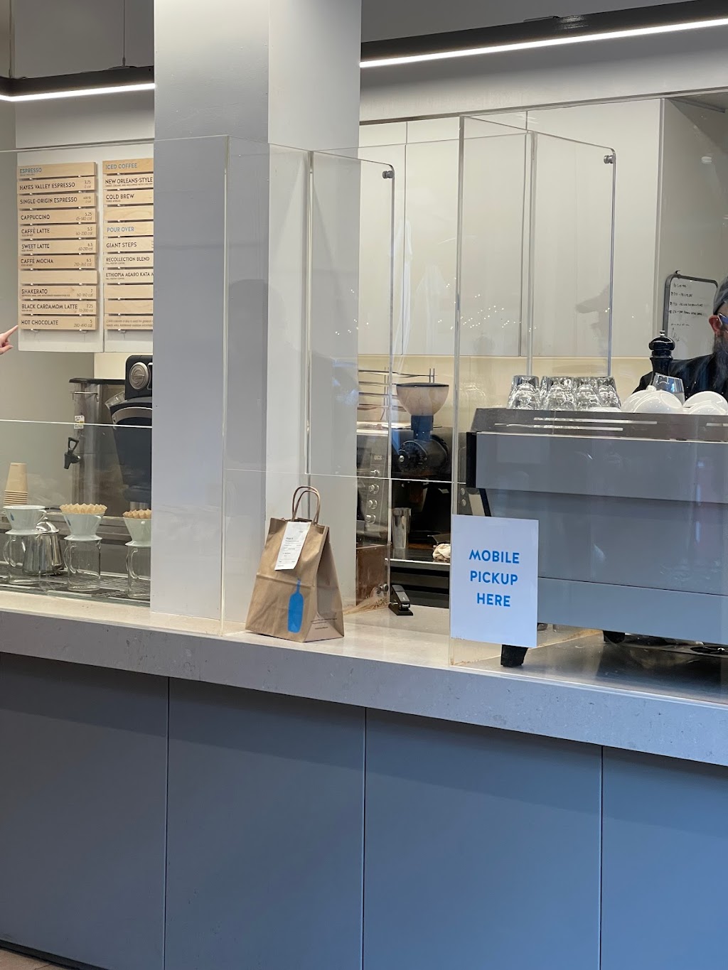 Blue Bottle Coffee | 279 Amsterdam Ave, New York, NY 10023, USA | Phone: (510) 653-3394