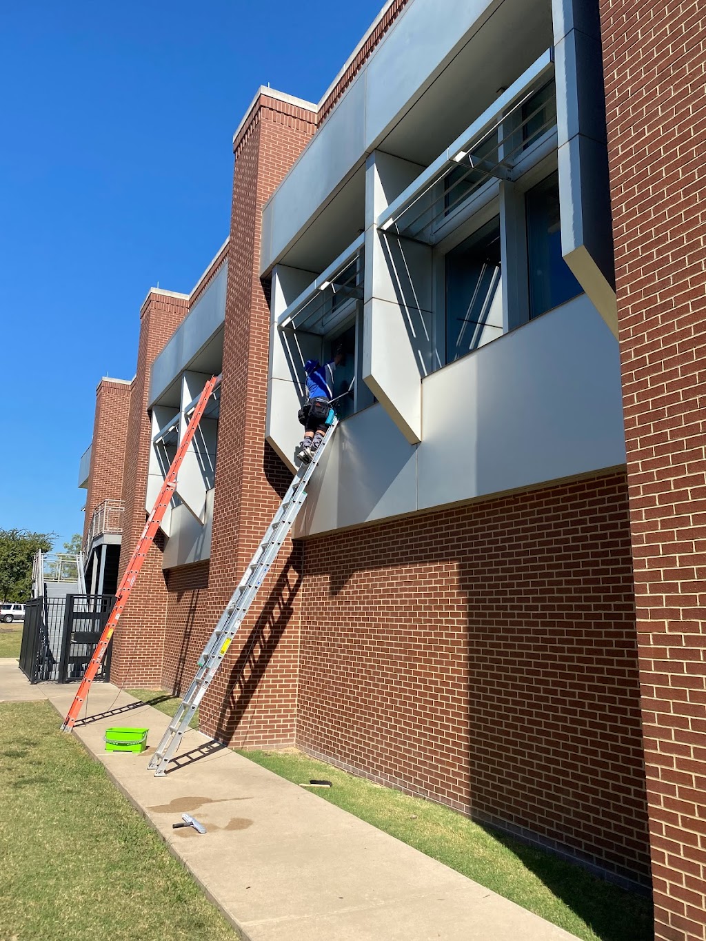 Higher Vision Window Cleaning | 3800 Haslet-Roanoke Rd Suite #20, Roanoke, TX 76262, USA | Phone: (682) 313-9222