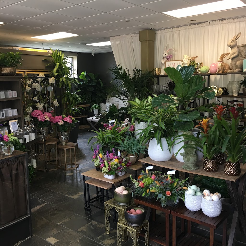 Suwanee Towne Florist | 602 Buford Hwy NW, Suwanee, GA 30024, USA | Phone: (678) 482-0229