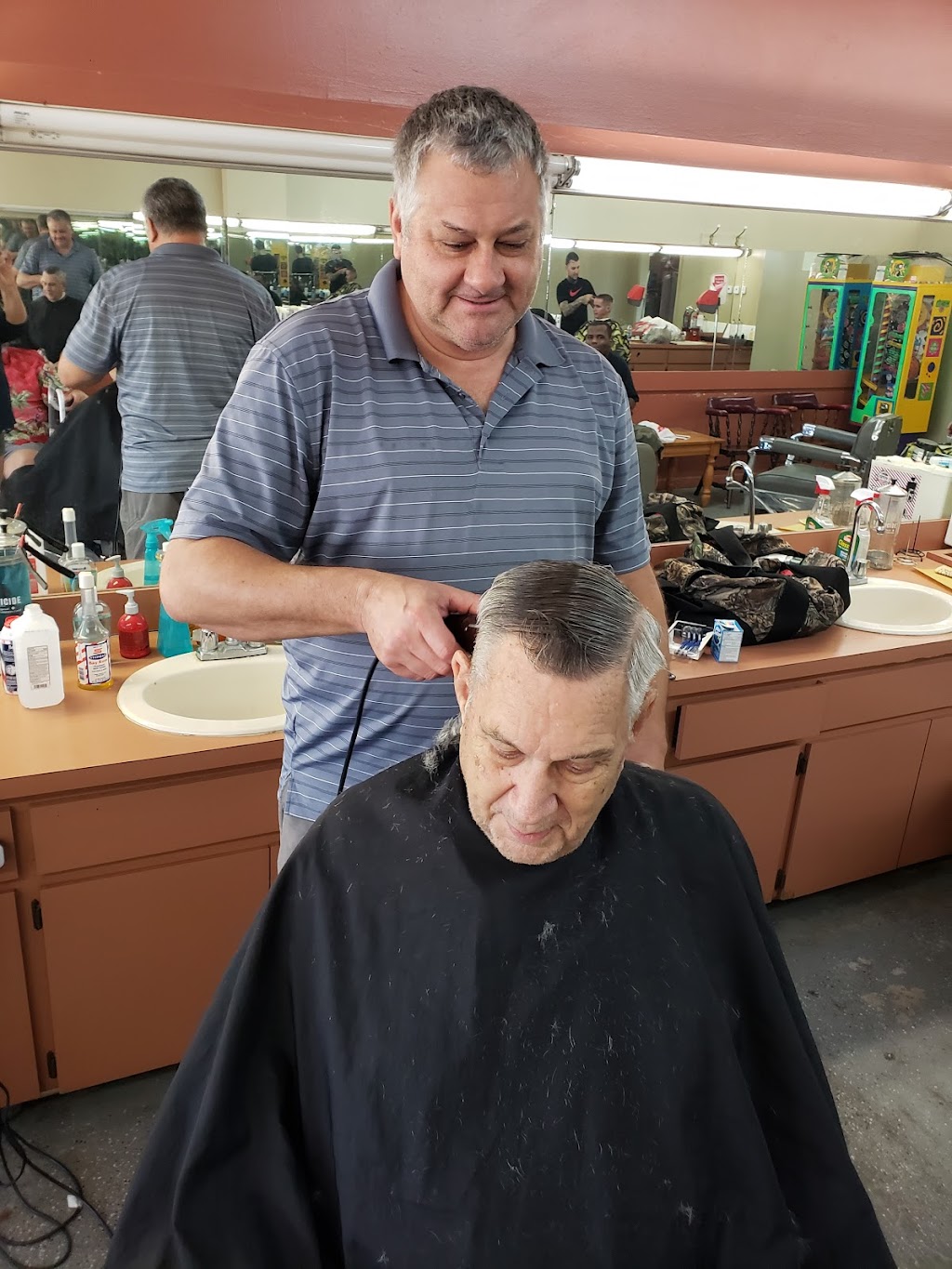 Northway Barber Shop | 11012 4th St N, St. Petersburg, FL 33716, USA | Phone: (727) 412-3192