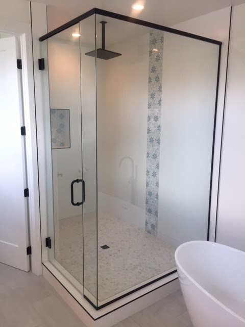 Leslie Shower Enclosures | 548 Beverly Pl, San Marcos, CA 92078, USA | Phone: (760) 212-1405