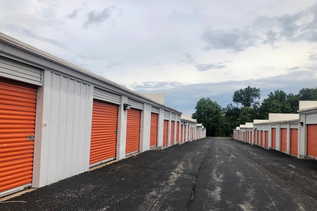 Public Storage | 2956 N Lindbergh Blvd, St Ann, MO 63074 | Phone: (314) 227-9126