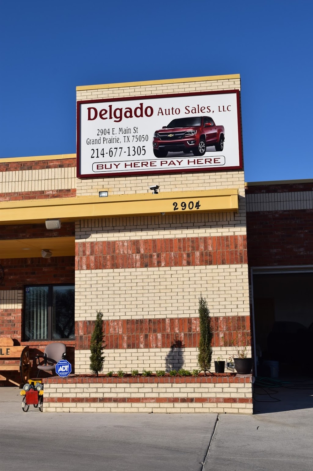 Delgado Auto Sales, LLC | 2904 E Main St, Grand Prairie, TX 75050, USA | Phone: (214) 677-1305