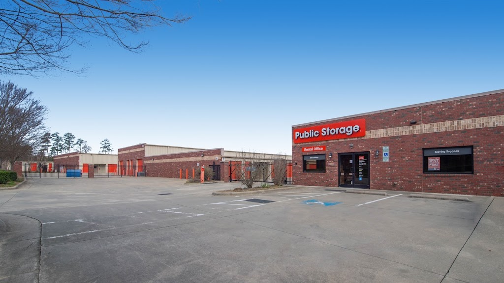 Public Storage | 4121 Commodity Pkwy, Raleigh, NC 27610, USA | Phone: (919) 578-9717