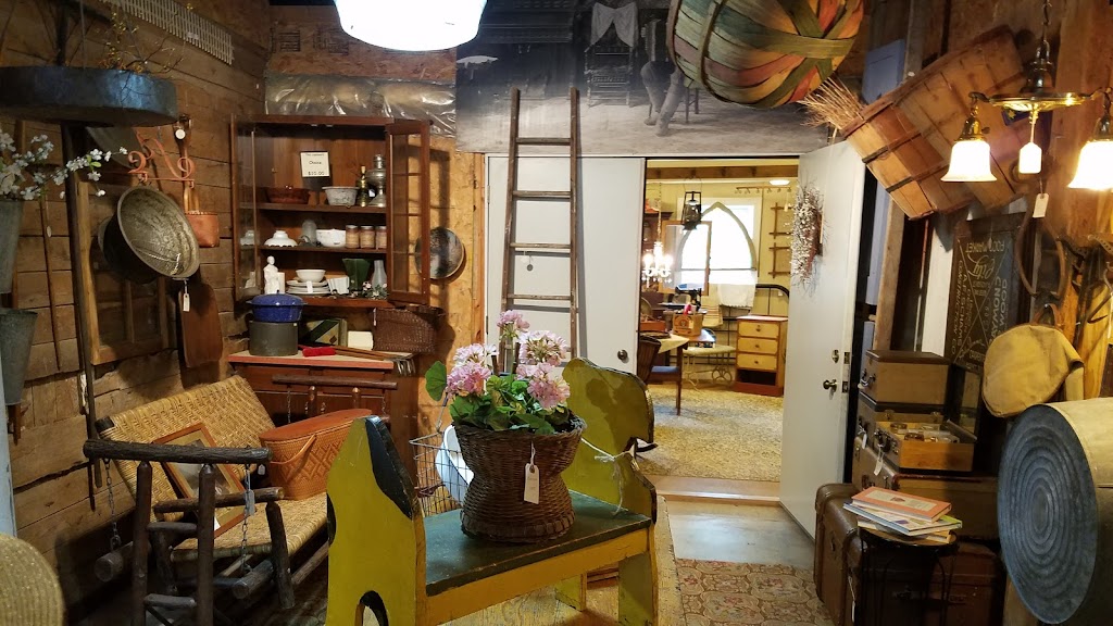 Homestead Antiques | 3807 WI-138, Stoughton, WI 53589, USA | Phone: (608) 873-4938