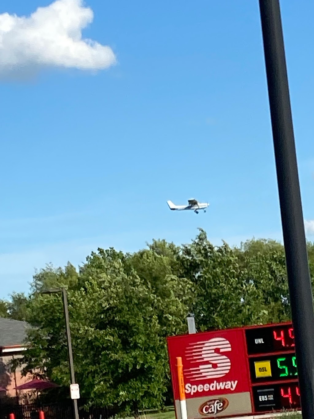 Ann Arbor Municipal Airport (ARB) | 801 Airport Dr, Ann Arbor, MI 48108, USA | Phone: (734) 994-2841