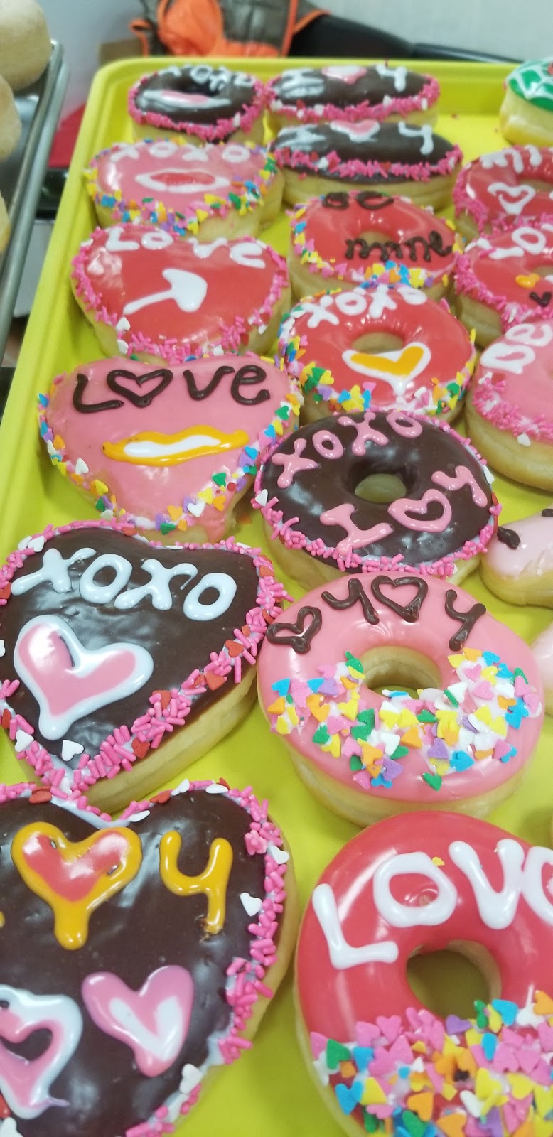 Eldo Donuts | 12828 Eldorado Pkwy, Frisco, TX 75035, USA | Phone: (469) 294-0200