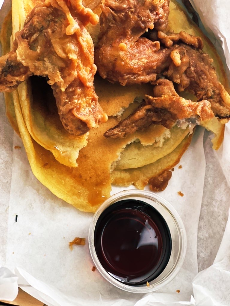 Honeys Kettle Fried Chicken | 358 W 38th St, Los Angeles, CA 90037, USA | Phone: (323) 396-9339