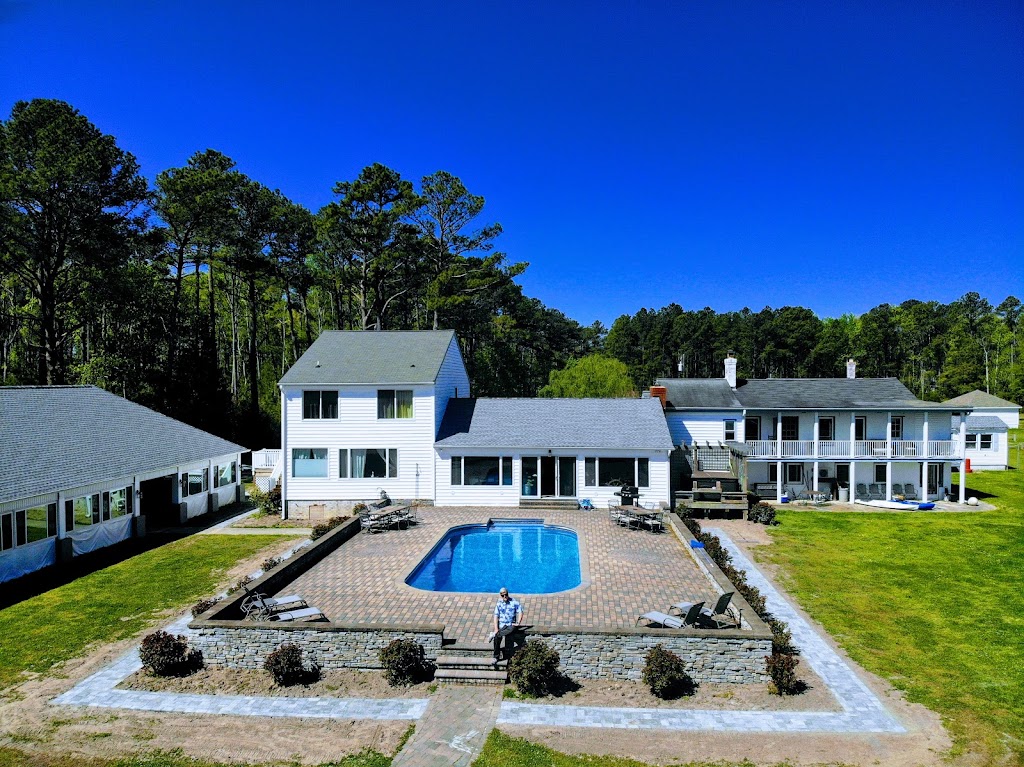 Bay Tree Manor | 4201 Seaford Rd, Seaford, VA 23696, USA | Phone: (757) 897-6062