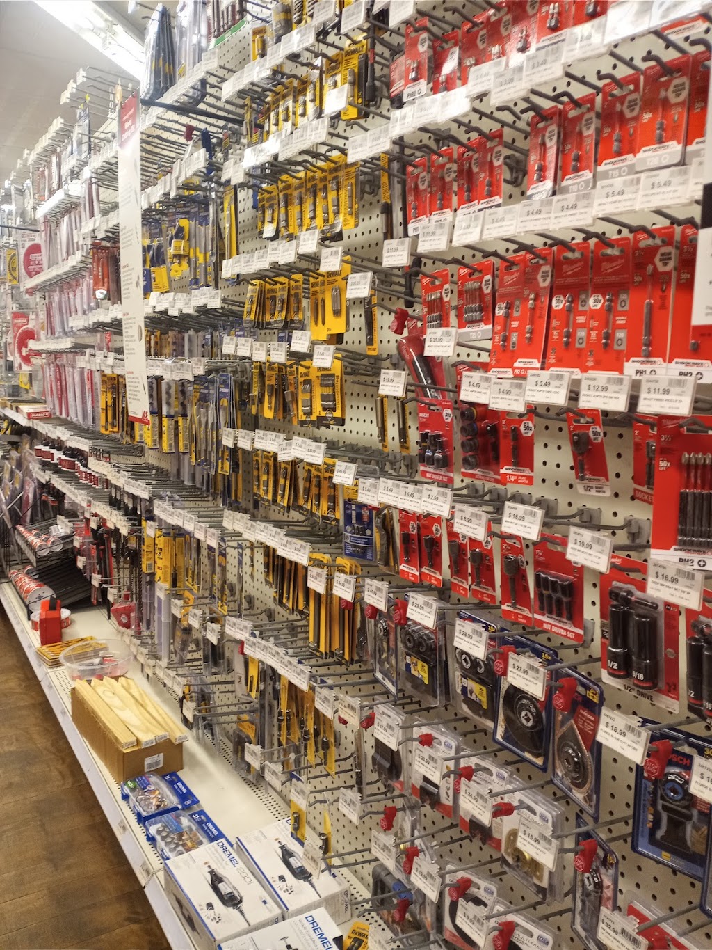 Curry Ace Paint & Hardware - Quincy | 370 Copeland St, Quincy, MA 02169, USA | Phone: (617) 472-8250