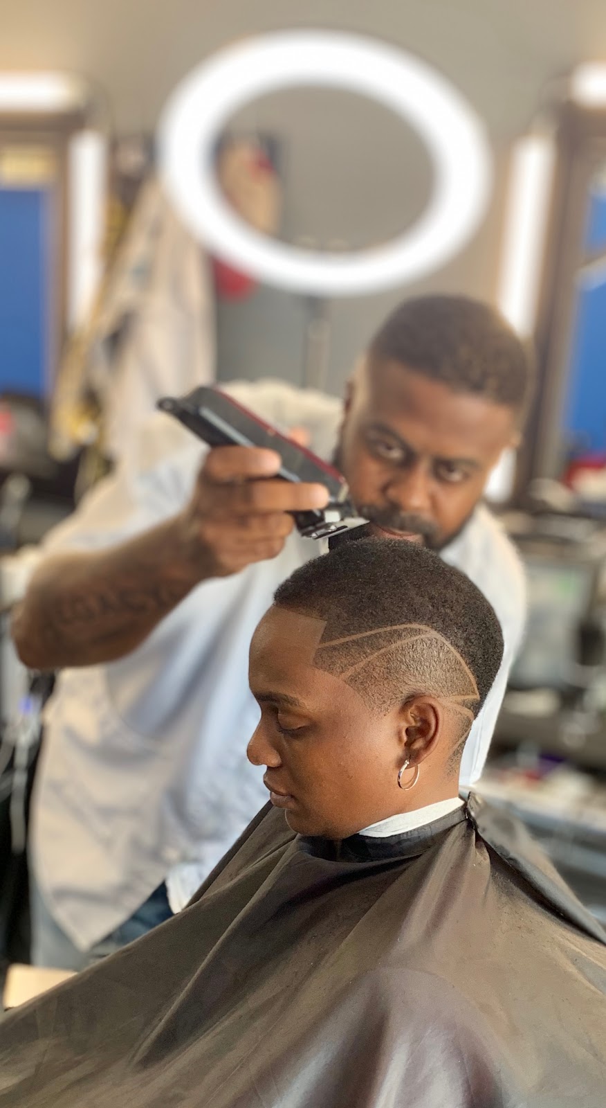 Legacy of Barbers Barbershop | 430 E Lamar Blvd, Arlington, TX 76011, USA | Phone: (817) 617-2845