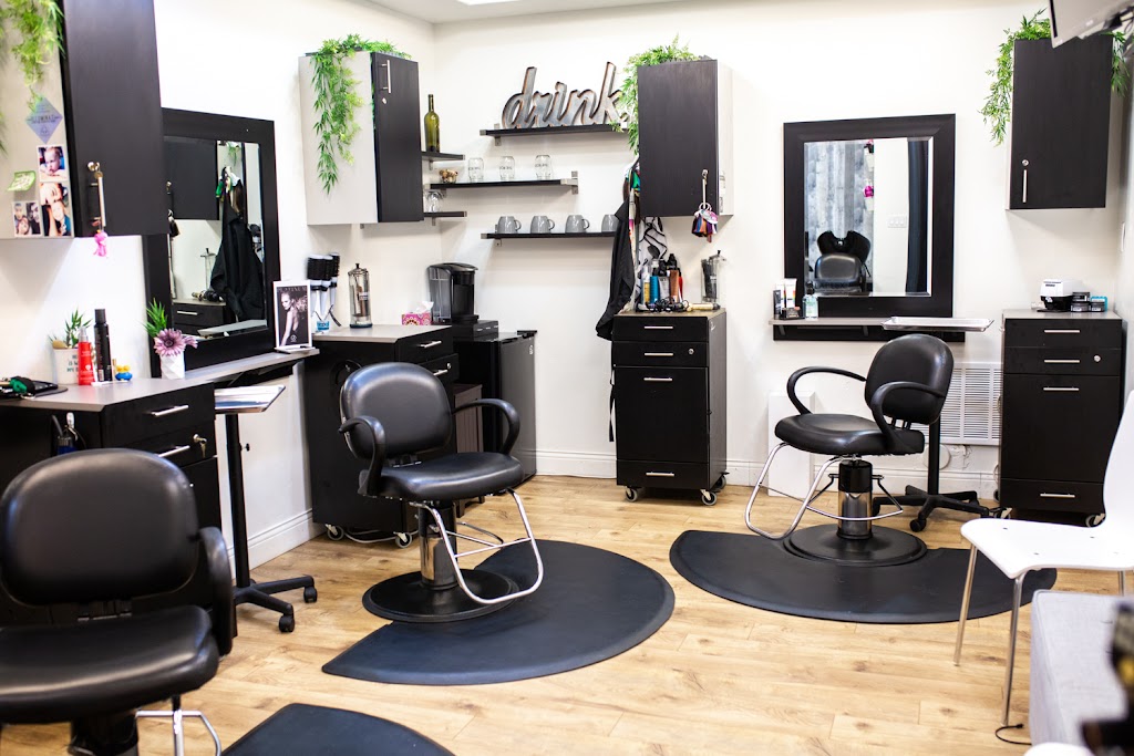 Dolce Vita Salon Studios | 9567 S University Blvd, Highlands Ranch, CO 80126, USA | Phone: (303) 219-0008