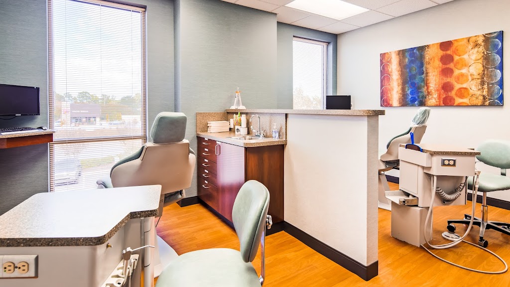 Klar Voorhees Holmes Orthodontics - Greenbrier | 1533 Volvo Pkwy Ste 200, Chesapeake, VA 23320, USA | Phone: (757) 231-6699