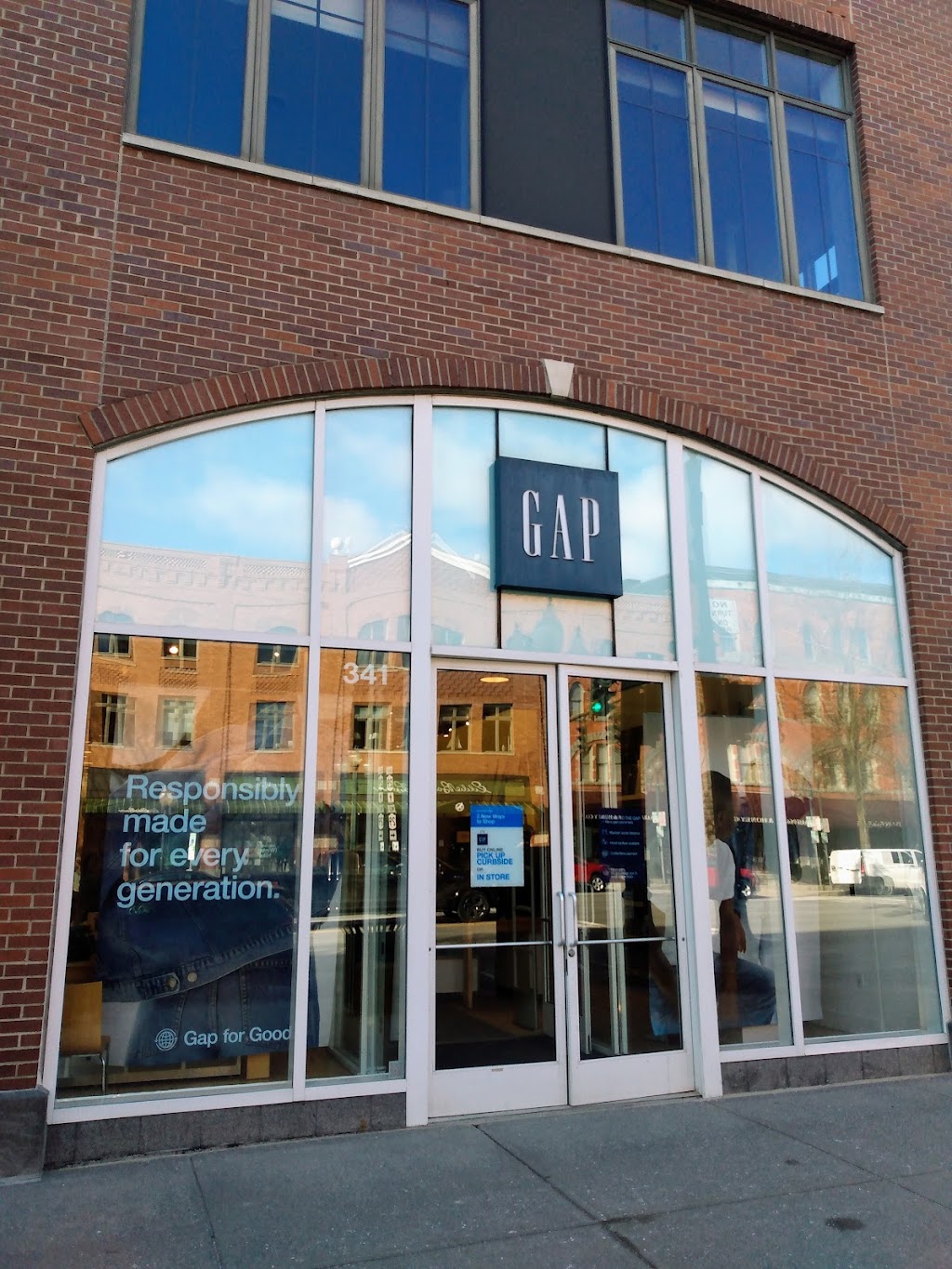 Gap | 341 Broadway, Saratoga Springs, NY 12866, USA | Phone: (518) 580-8723