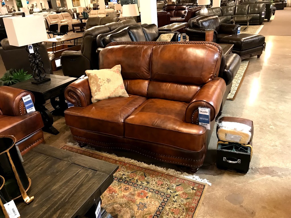 Haynes Furniture | 5324 Virginia Beach Blvd, Virginia Beach, VA 23462 | Phone: (757) 497-9681