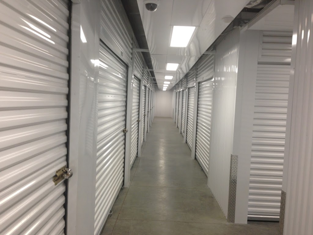 LockBox Storage Waterloo | 2401 River Rd Dr, Waterloo, NE 68069, USA | Phone: (402) 932-0106