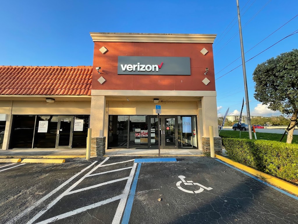 Verizon Authorized Retailer - Wireless Zone | 1201 Powerline Rd, Pompano Beach, FL 33069, USA | Phone: (954) 880-1683