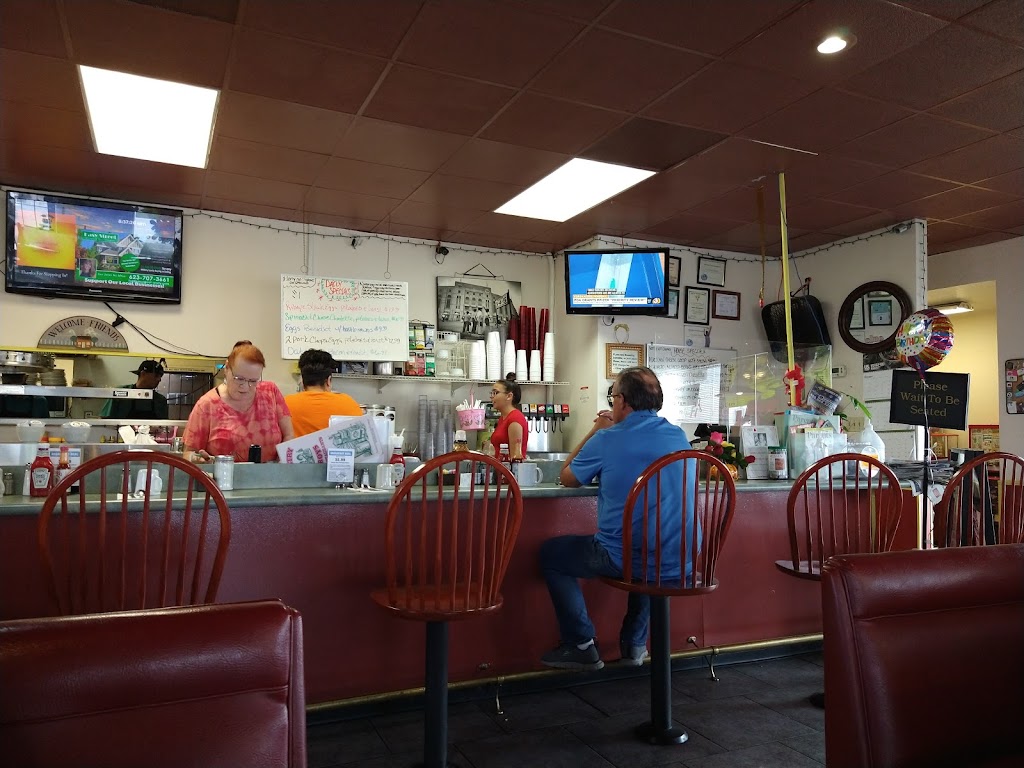 Country Boys Restaurant | 2330 W Camelback Rd, Phoenix, AZ 85015, USA | Phone: (602) 433-2192
