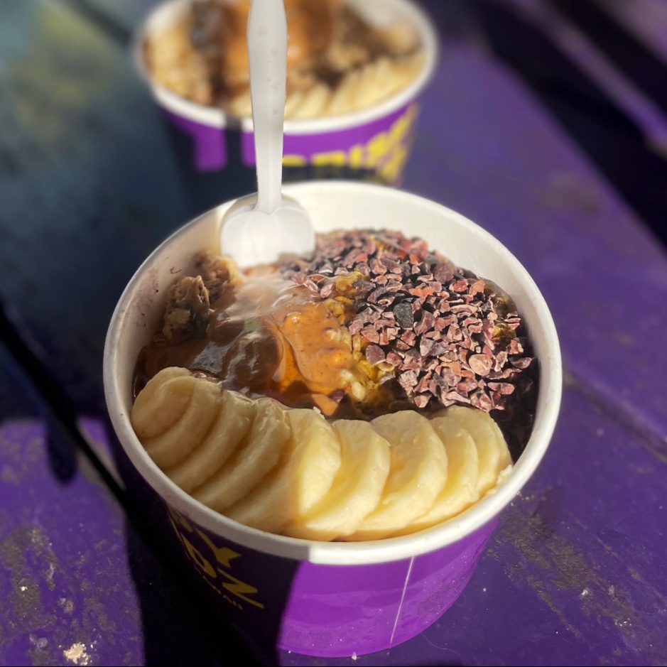 CRISPY GRINDZ ACAI BOWLS and brazilian food | 66-236 Kamehameha Hwy, Haleiwa, HI 96712 | Phone: (808) 373-0145