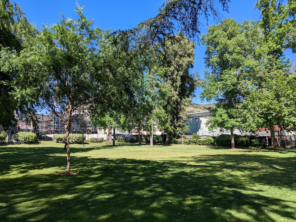 Carr Park | 1615 E Colorado St, Glendale, CA 91205, USA | Phone: (818) 548-2184