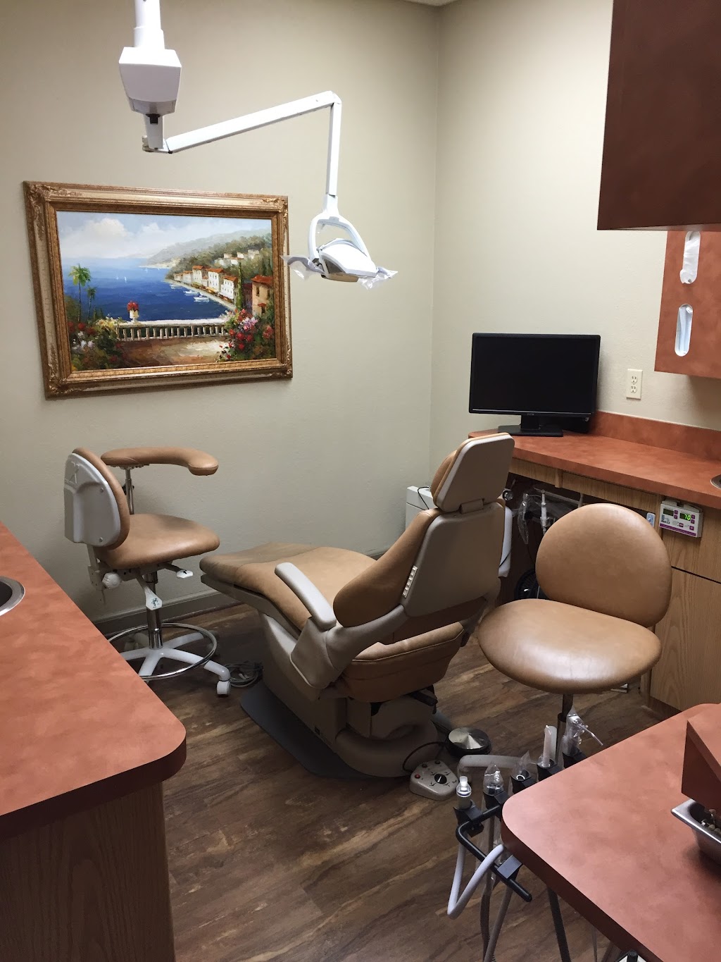 John R Burnett, III, DDS, MAGD | 3260 Southern Dr suite a-1, Garland, TX 75043, USA | Phone: (972) 271-8585