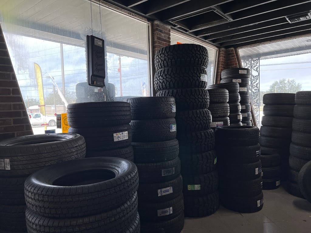 Tire Express | 210 E Airline Hwy, Laplace, LA 70068, USA | Phone: (504) 252-6805