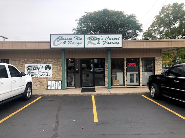 Rileys Carpet and Flooring | 2104 N Reynolds Rd, Toledo, OH 43615, USA | Phone: (419) 535-5542