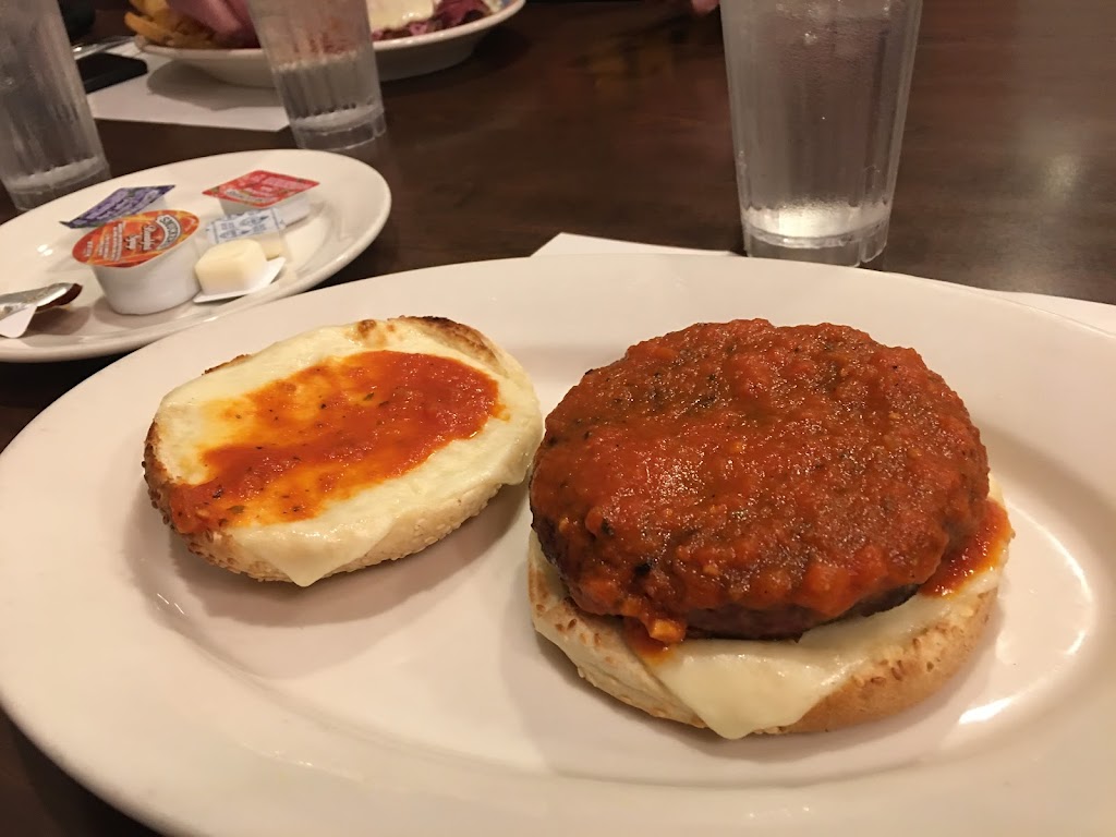Port Washington Diner | 41 Main St, Port Washington, NY 11050, USA | Phone: (516) 767-3624