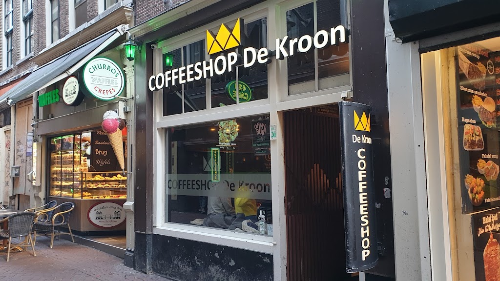 De Kroon Coffeeshop Amsterdam | Oudebrugsteeg 26, 1012 JP Amsterdam, Netherlands | Phone: 020 773 2532