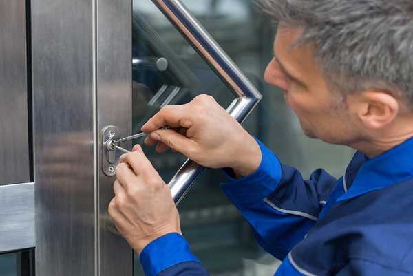 TECUMSEH LOCKSMITH | 13065 Parkland Crescent, Tecumseh, ON N8N 4V6, Canada | Phone: (519) 562-5402